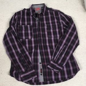Men’s plaid shirt